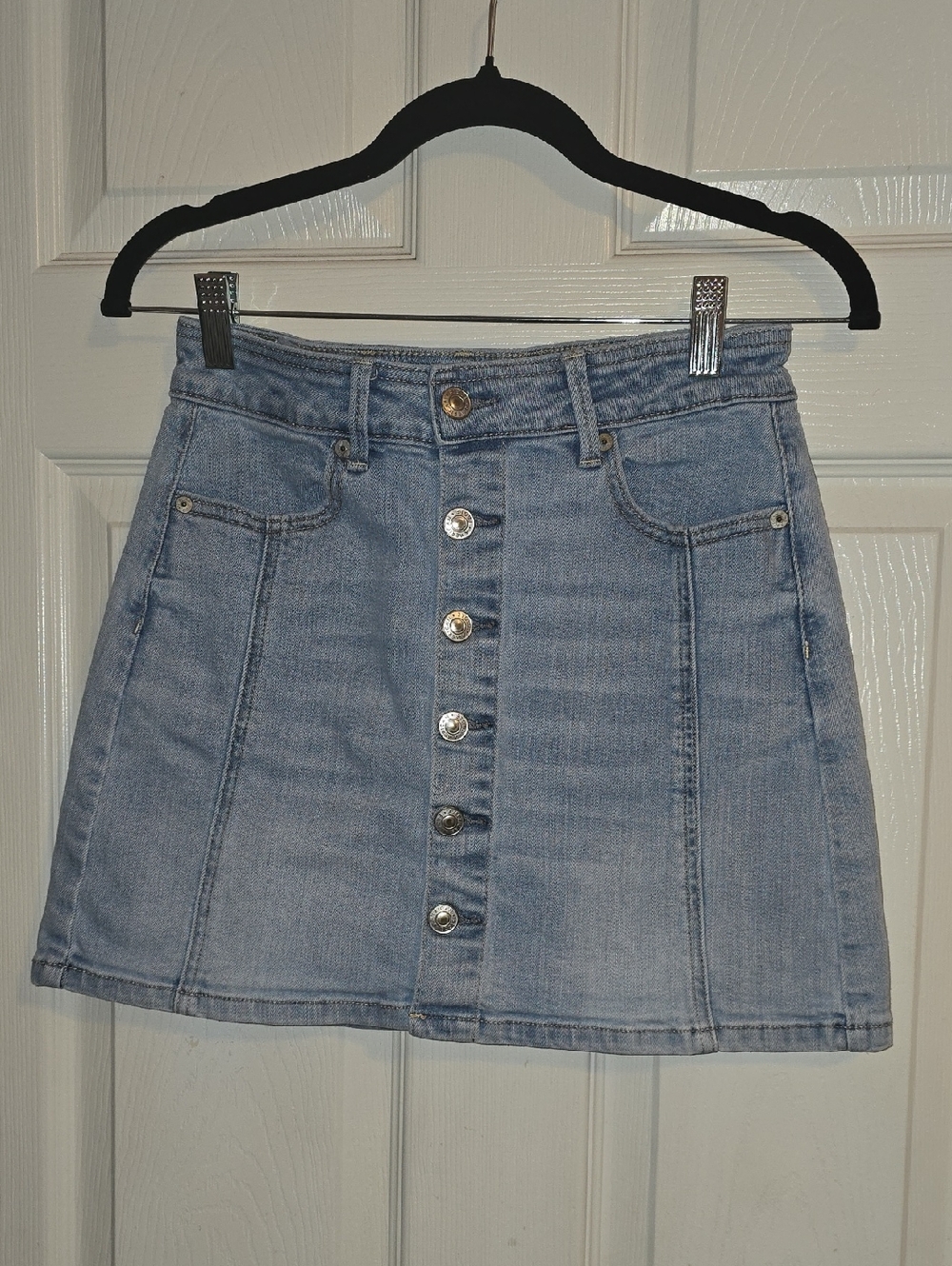 American Eagle Outfitters‎ Light Blue Button-Front Denim Mini Skirt